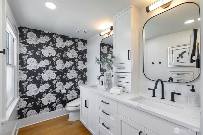 Property photo for 431 Smith Street, Seattle photo 13