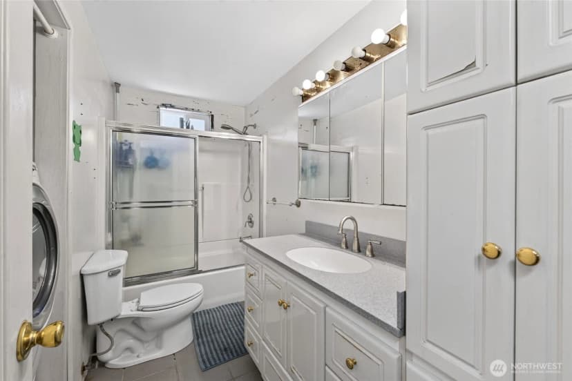 Property photo for 26440 127th Avenue Se, Kent photo 17