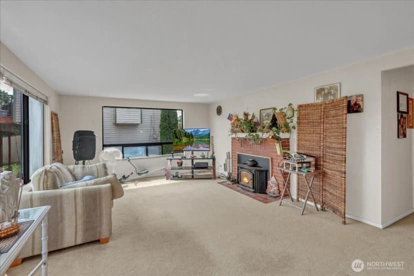 Property photo for 13622 51st Avenue S, Tukwila photo 28