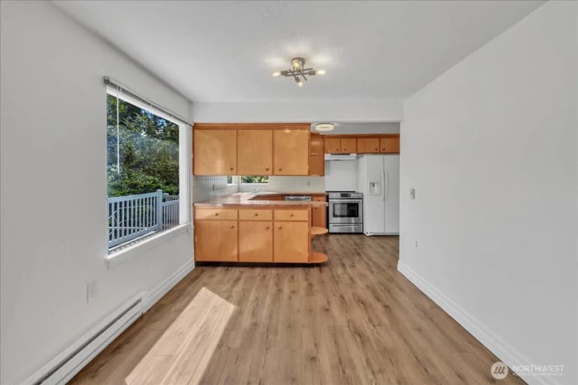 Property photo for 13622 51st Avenue S, Tukwila photo 23