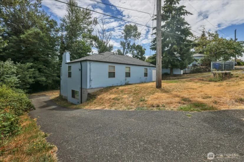 Property photo for 13622 51st Avenue S, Tukwila photo 33