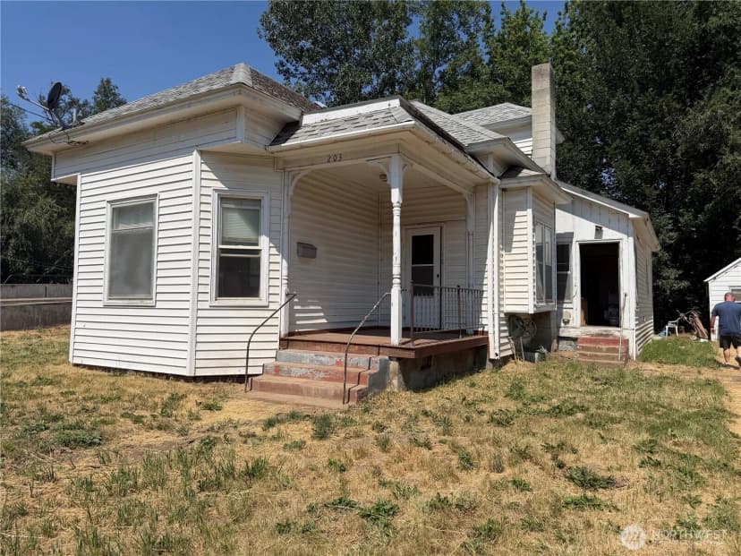 Property photo for 203 E Patit Street, Dayton