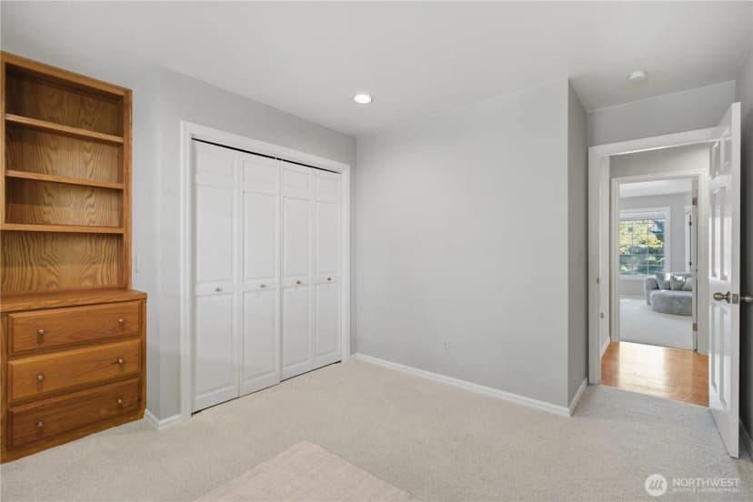 Property photo for 14018 Se 51st Place, Bellevue photo 25