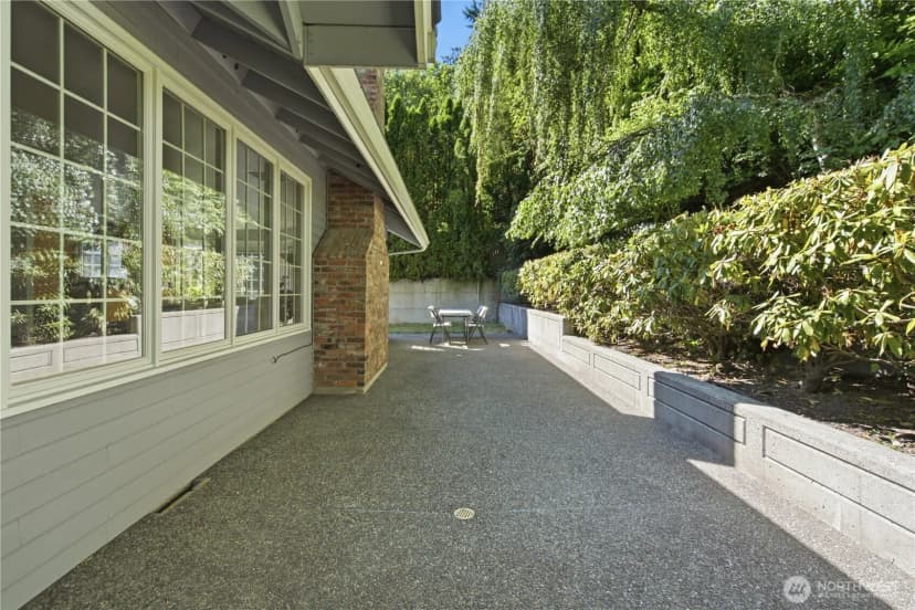 Property photo for 14018 Se 51st Place, Bellevue photo 5
