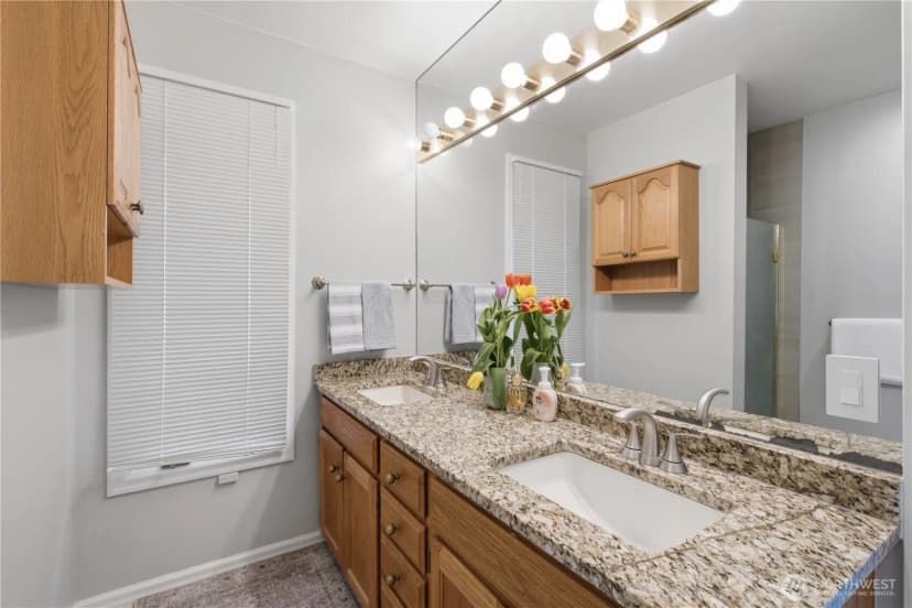 Property photo for 14018 Se 51st Place, Bellevue photo 29