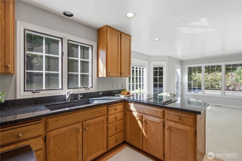 Property photo for 14018 Se 51st Place, Bellevue photo 20