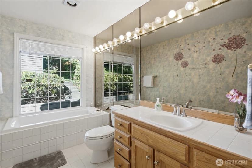 Property photo for 14018 Se 51st Place, Bellevue photo 22