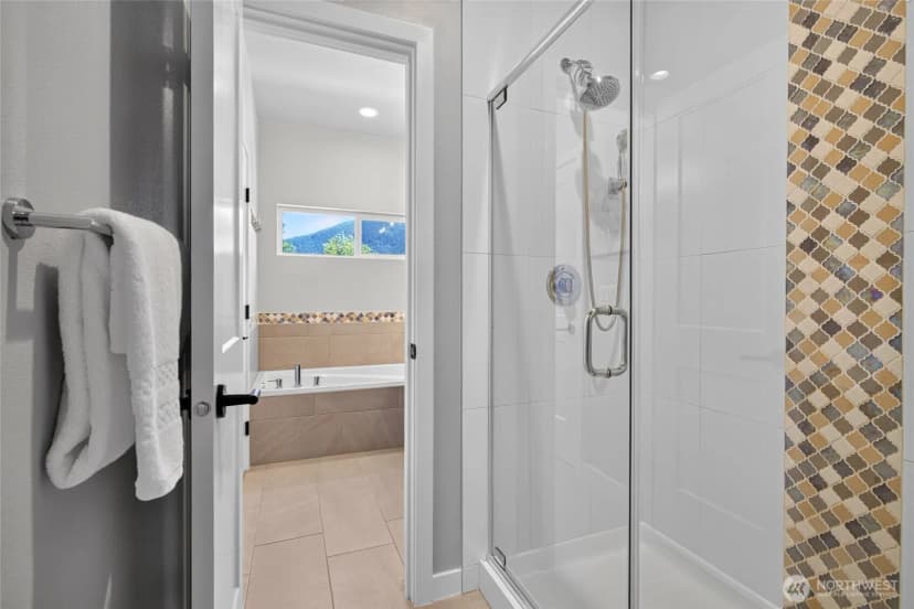Property photo for 1078 Cabin Creek Lane Sw, Issaquah photo 18