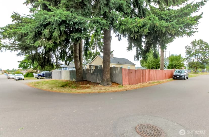 Property photo for 1826 G Street Se, Auburn photo 11