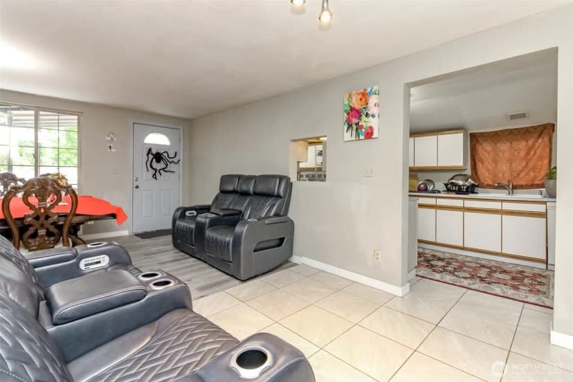 Property photo for 1826 G Street Se, Auburn photo 8