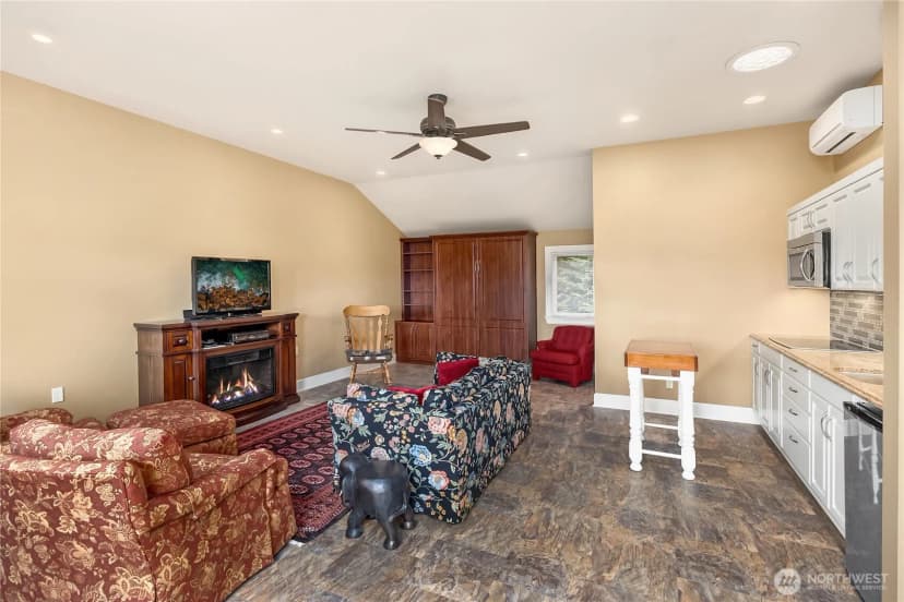 Property photo for 1107 Madison Street, Port Townsend photo 37
