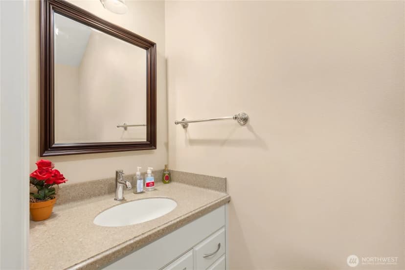 Property photo for 1107 Madison Street, Port Townsend photo 36