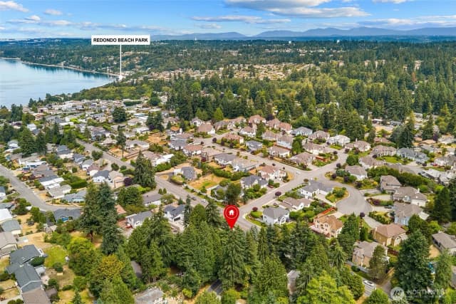 Property photo for 102 Sw 301st Street, Federal Way photo 2