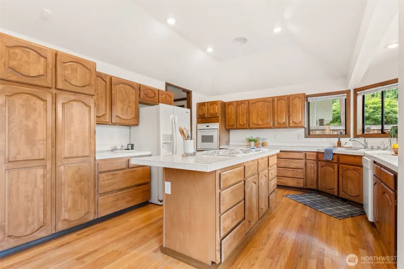 Property photo for 102 Sw 301st Street, Federal Way photo 15