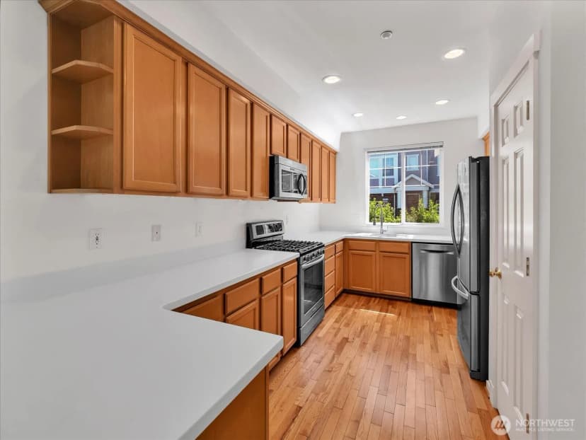 Property photo for 15414 135th Place Ne #32a, Woodinville photo 7