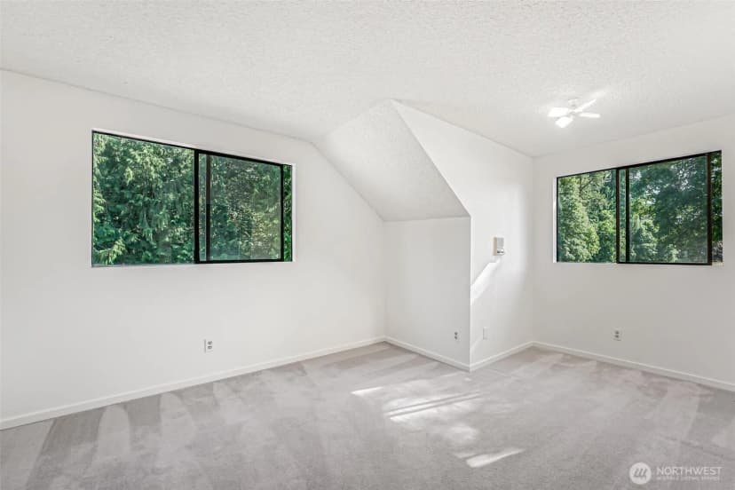Property photo for 15255 206th Avenue Se, Renton photo 24