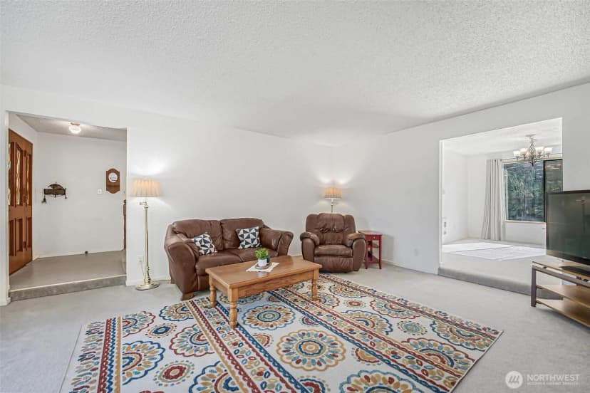 Property photo for 15255 206th Avenue Se, Renton photo 6