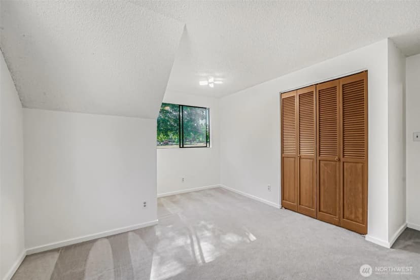 Property photo for 15255 206th Avenue Se, Renton photo 25