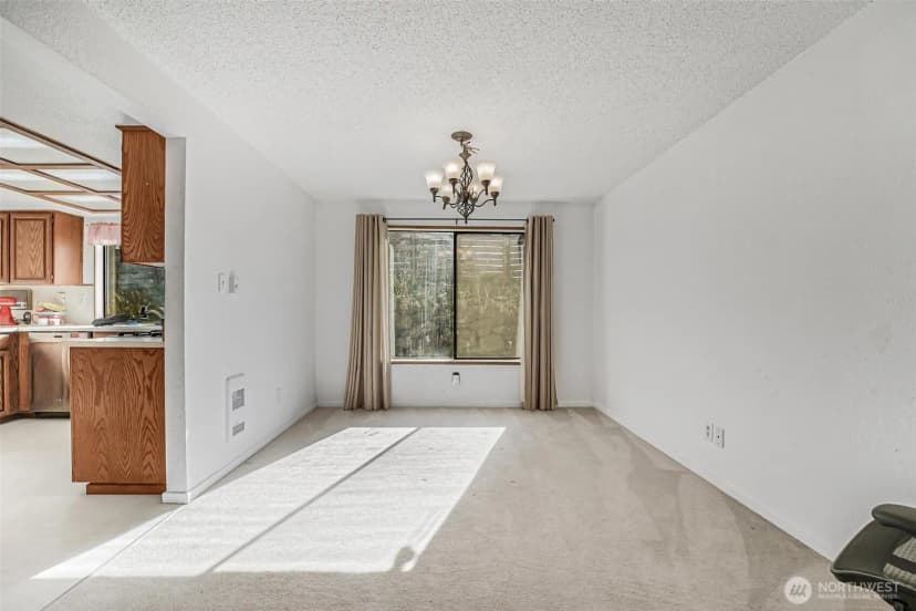 Property photo for 15255 206th Avenue Se, Renton photo 18