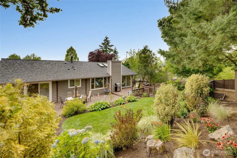 Property photo for 10632 157th Avenue Ne, Redmond photo 36