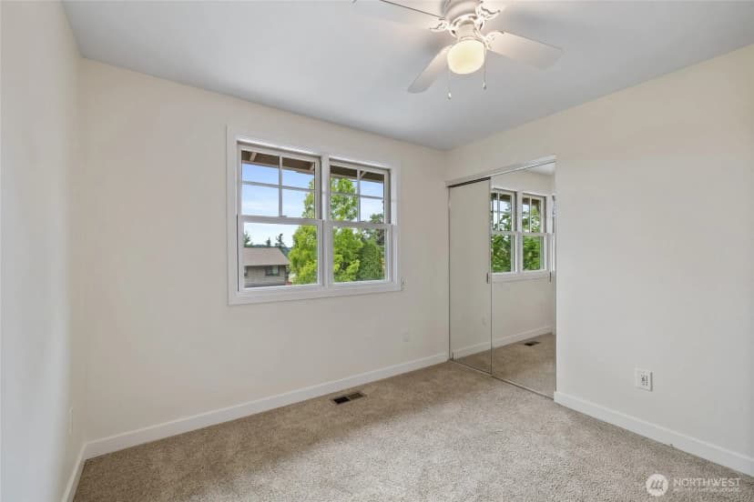 Property photo for 10632 157th Avenue Ne, Redmond photo 21