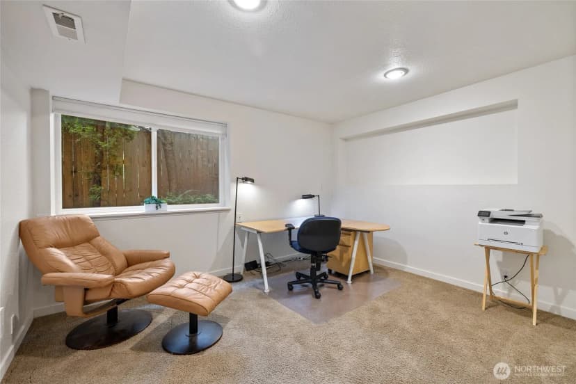 Property photo for 10632 157th Avenue Ne, Redmond photo 28