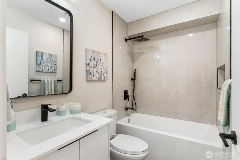 Property photo for 7150 47th Avenue Sw, Seattle photo 23