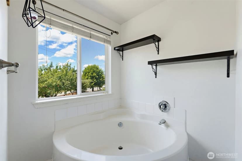 Property photo for 9229 Carys Street Se, Yelm photo 15
