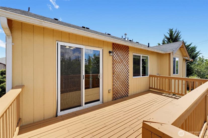 Property photo for 9229 Carys Street Se, Yelm photo 7
