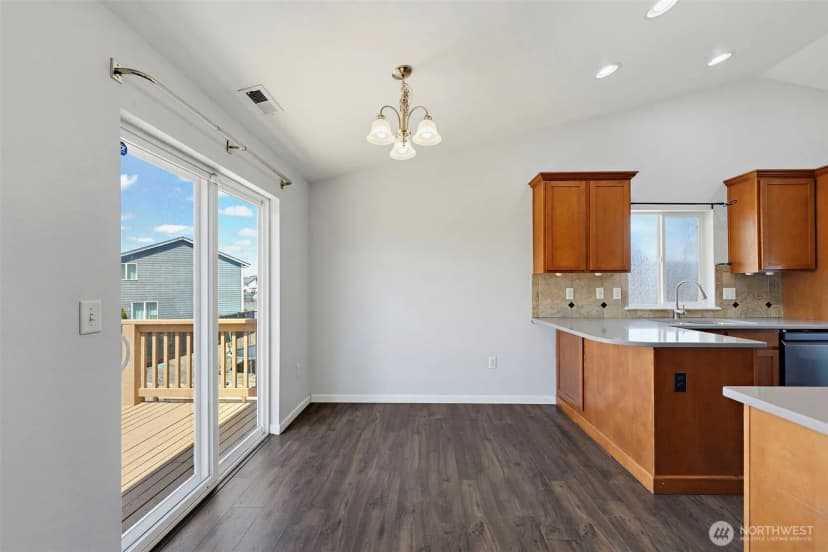Property photo for 9229 Carys Street Se, Yelm photo 6