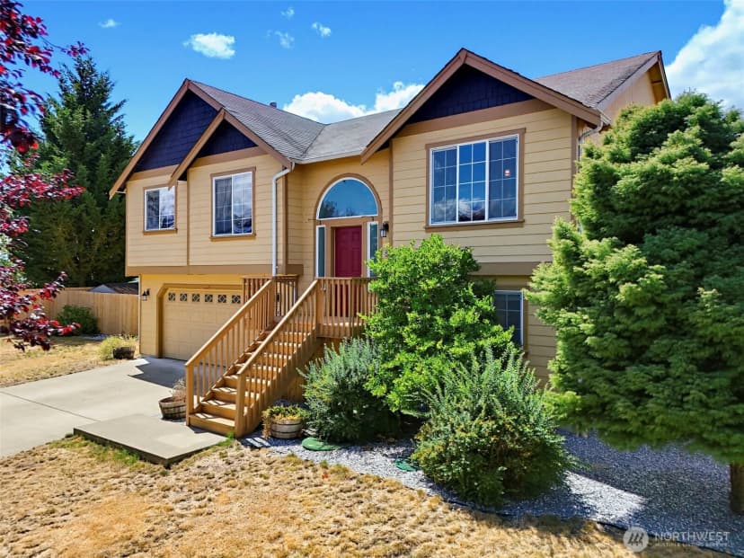 Property photo for 9229 Carys Street Se, Yelm photo 31
