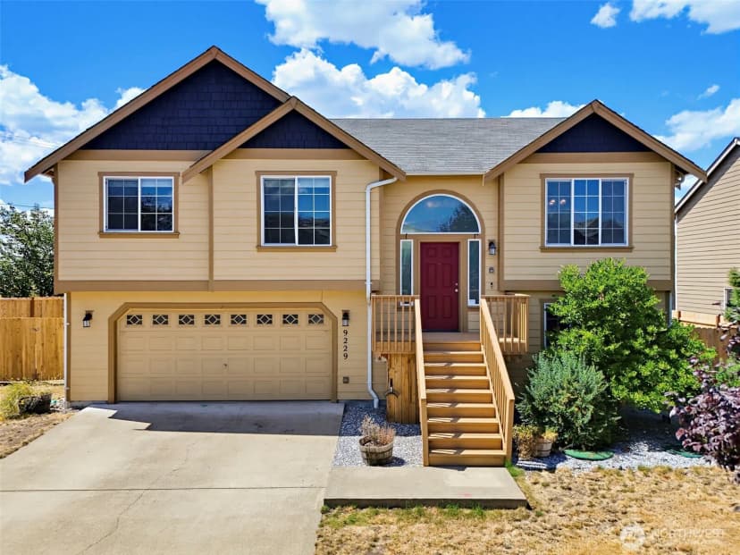 Property photo for 9229 Carys Street Se, Yelm