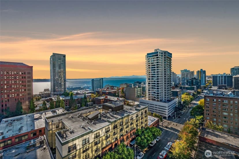 Property photo for 2100 3rd Avenue #1503, Seattle