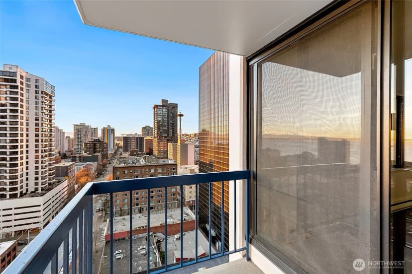 Property photo for 2100 3rd Avenue #1503, Seattle photo 20