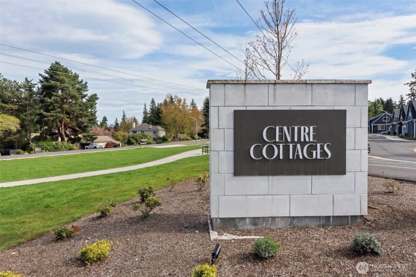 Property photo for 10215 135th Circle Ne #28, Kirkland photo 23