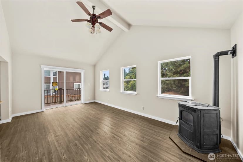 Property photo for 11306 211th Avenue Ct E, Bonney Lake photo 12