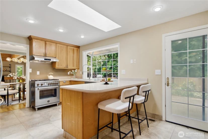 Property photo for 16119 Se 31st St, Bellevue photo 16