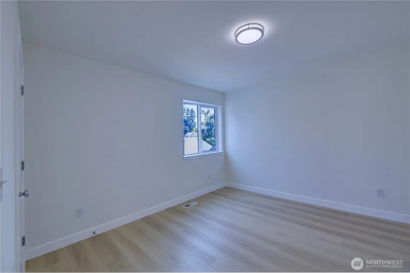Property photo for 5128 Ne 11th Street, Renton photo 21