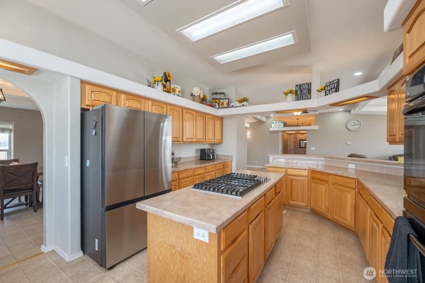 Property photo for 8379 Road 10 Nw, Ephrata photo 15