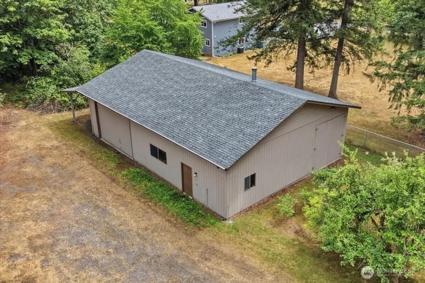 Property photo for 29040 188 Avenue Se, Kent photo 27