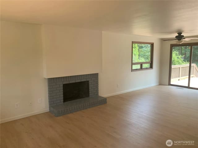 Property photo for 29040 188 Avenue Se, Kent photo 4