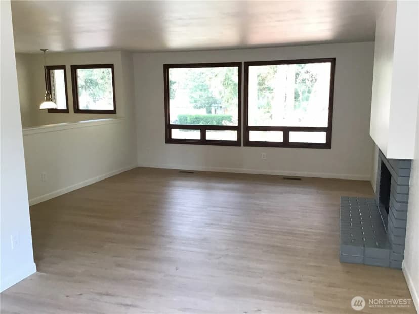Property photo for 29040 188 Avenue Se, Kent photo 5