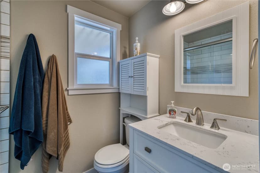 Property photo for 20404 95th Avenue E, Graham photo 18