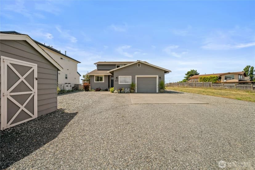 Property photo for 4045 Saltspring Drive, Ferndale photo 2