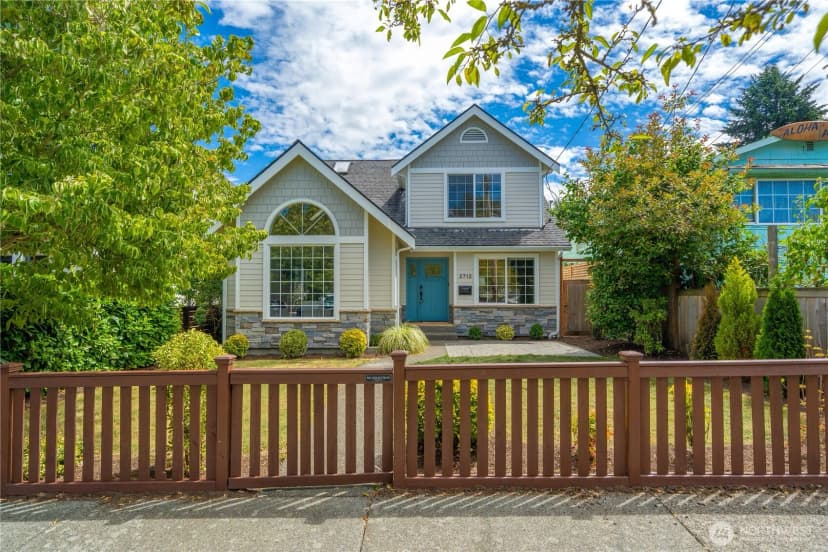 Property photo for 2712 57th Avenue Sw, Seattle photo 25