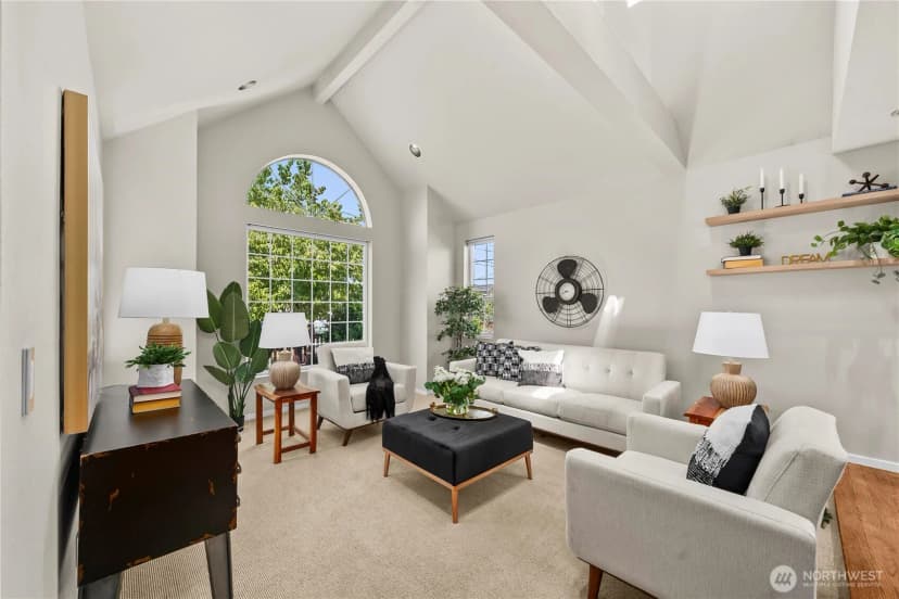Property photo for 2712 57th Avenue Sw, Seattle photo 4