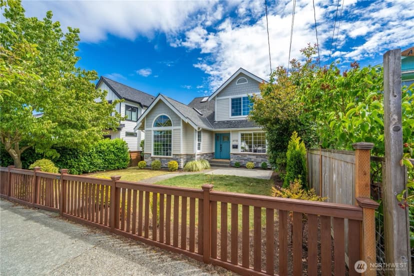 Property photo for 2712 57th Avenue Sw, Seattle photo 28