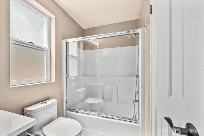 Property photo for 2712 57th Avenue Sw, Seattle photo 17