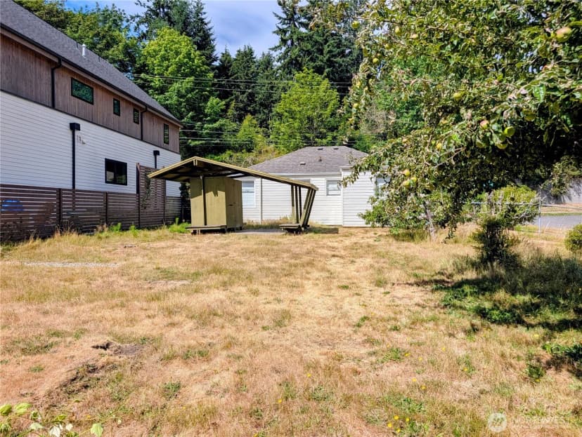 Property photo for 3854 36th Avenue W, Seattle photo 3