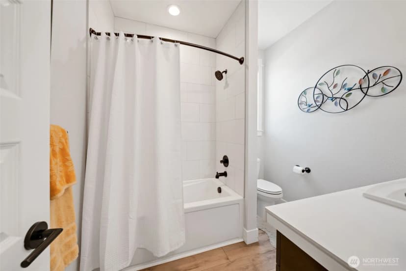 Property photo for 136 Klazina Court, Woodland photo 25